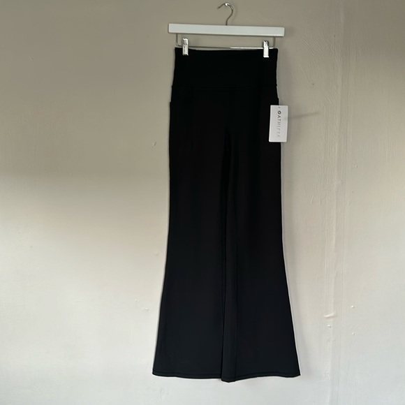 NWT Athleta stash flare black ribbed pants small - Picture 1 of 10